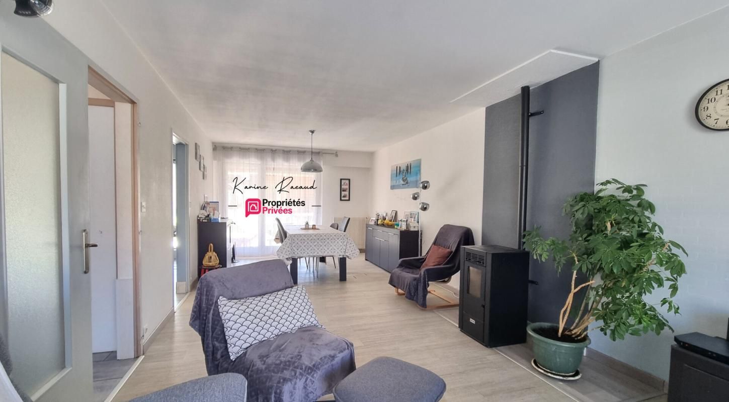 LA ROCHE-SUR-YON Maison 125 m2, 5 chambres 3
