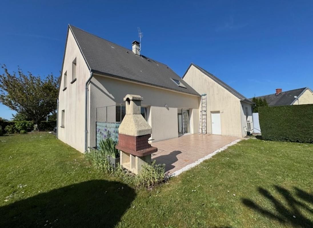 COUDEVILLE-SUR-MER Maison familiale avec vie de plain-pied de 2001 2