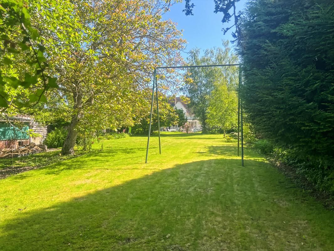 WATTIGNIES Maison Wattignies 7 pièce(s) 200 m2, 5chambres, garages, jardin 2