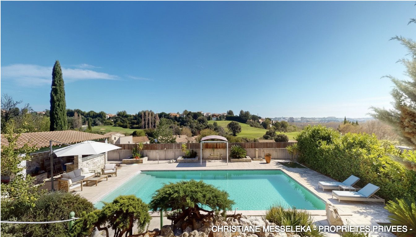 JUVIGNAC Demeure de prestige Juvignac 5 pièce(s) 190 m2 2