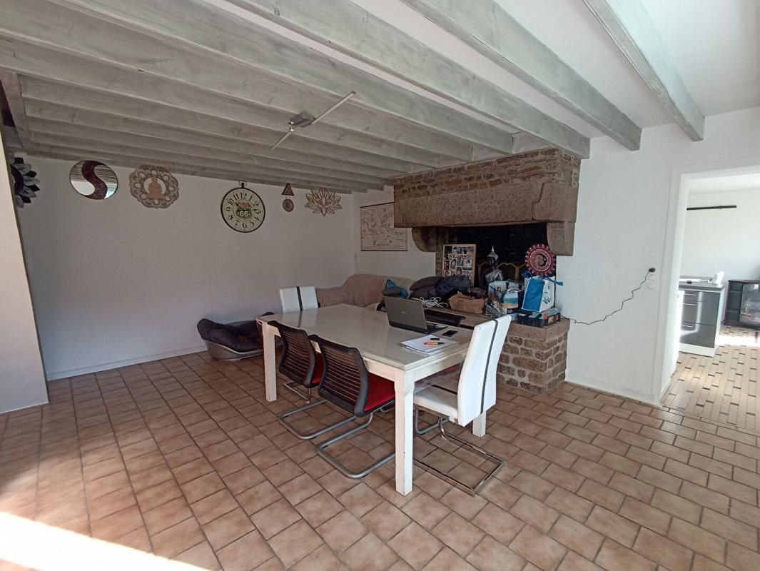 JUVIGNY-LE-TERTRE Maison Juvigny Les Vallees 5 pièce(s) 115 m2 2