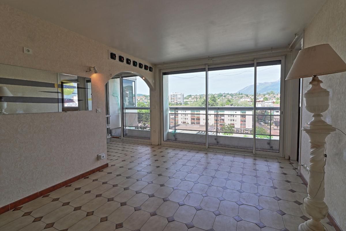 ANNECY Appartement Annecy 3 chambres, 77.55 m² avec balcons, cave et garage 3