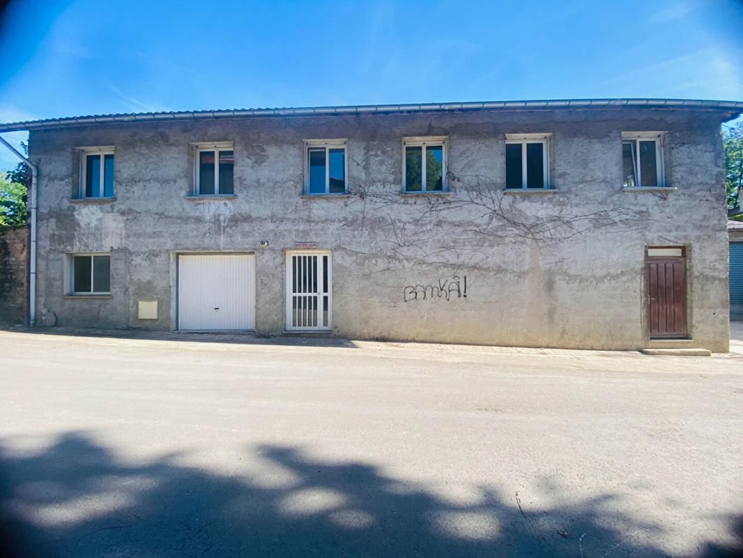 Bâtiment de rapport à fort potentiel - Saint Amour