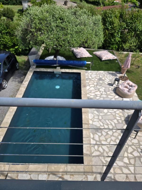 ANDUZE Villa de 124.7 M2 avec piscine et garage sur un terrain clos et arboré de 735 M2 au calme sans vis à vis 3