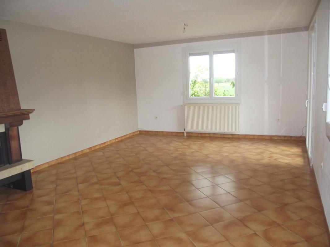 CHAVANGES Belle maison de plain pied 3