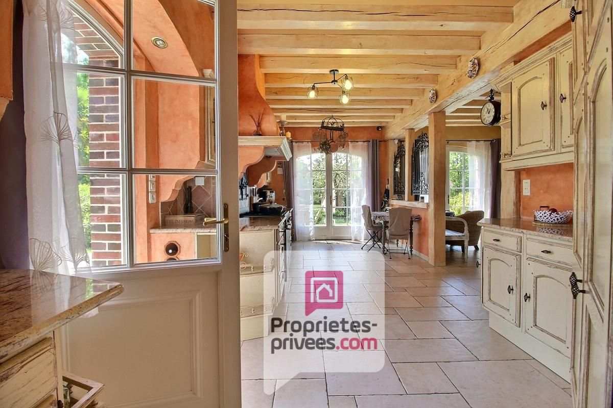 SAINT-GERMAIN-DES-PRES A VENDRE VASTE PROPRIETE Composée de DEUX HABITATIONS et UN STUDIO, ETANG bordée par rivière sur plus de 4,5 Hectares 4