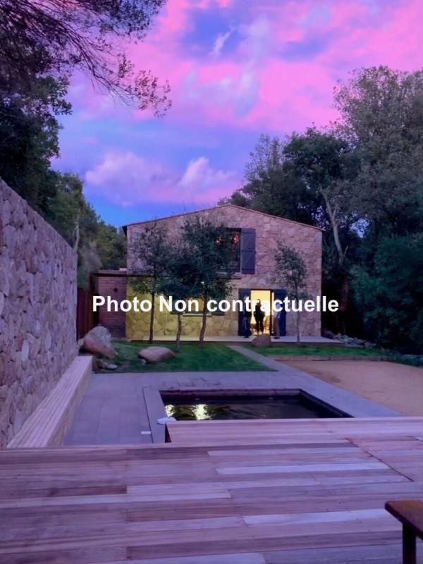 Porto Vecchio - Corse du sud - Villa avec Piscine 6 pièce(s) 185 m²