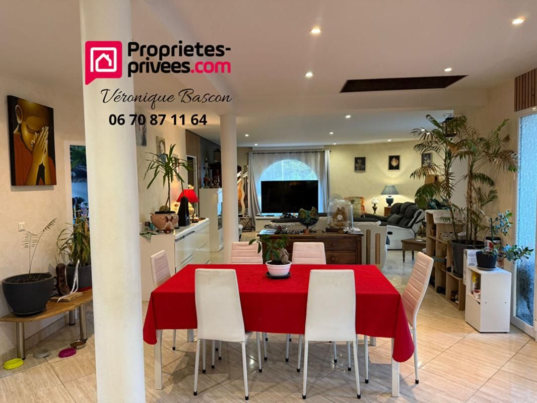 COULOUNIEIX-CHAMIERS Maison 5 pièces sur 910 m2 de terrain 1