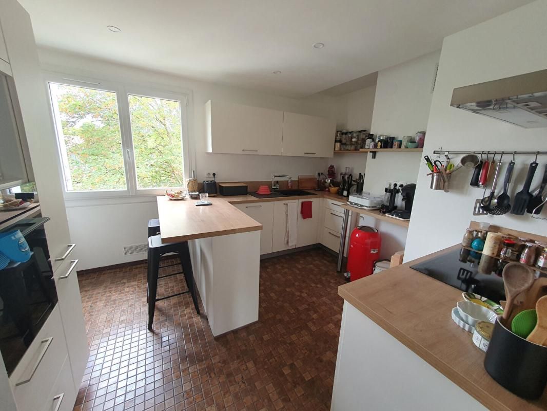 BOURGES Appartement Bourges 3 pièce(s) 87 m2 4