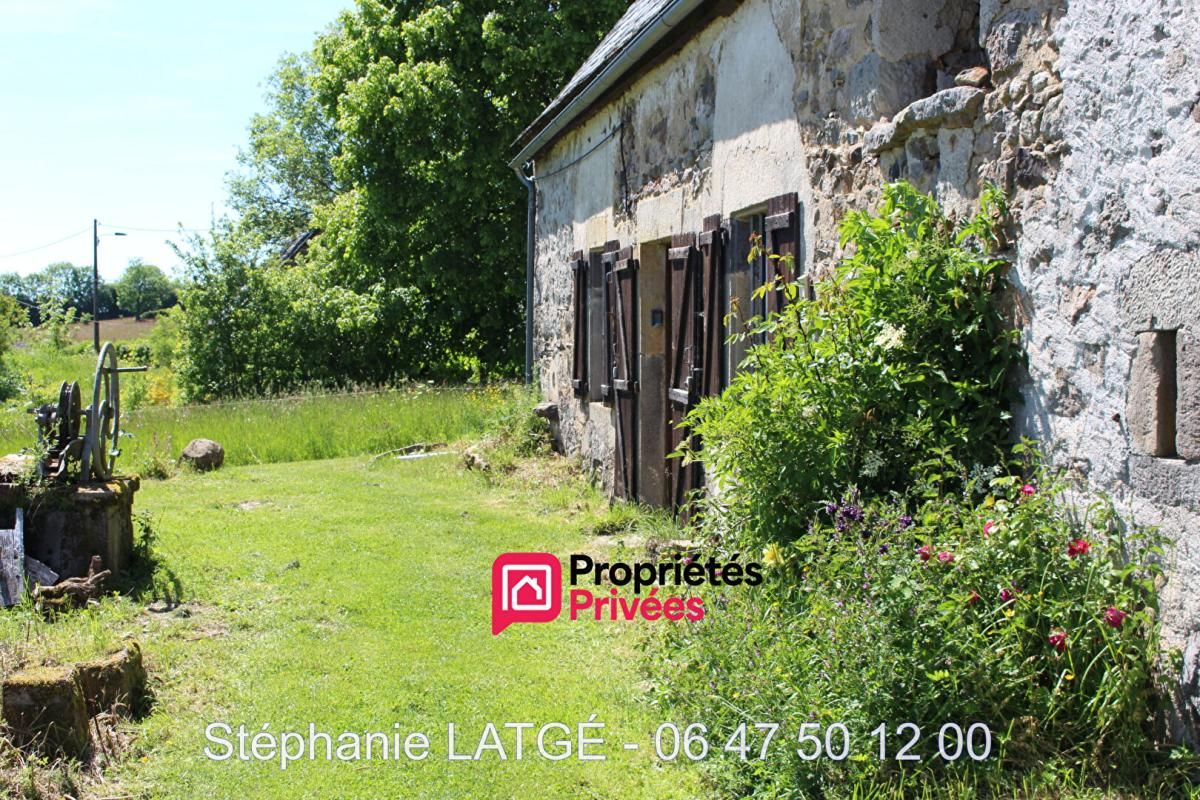 LARODDE Propriété d'une Maison de 42 m2 et Grange à finir de rénover 4