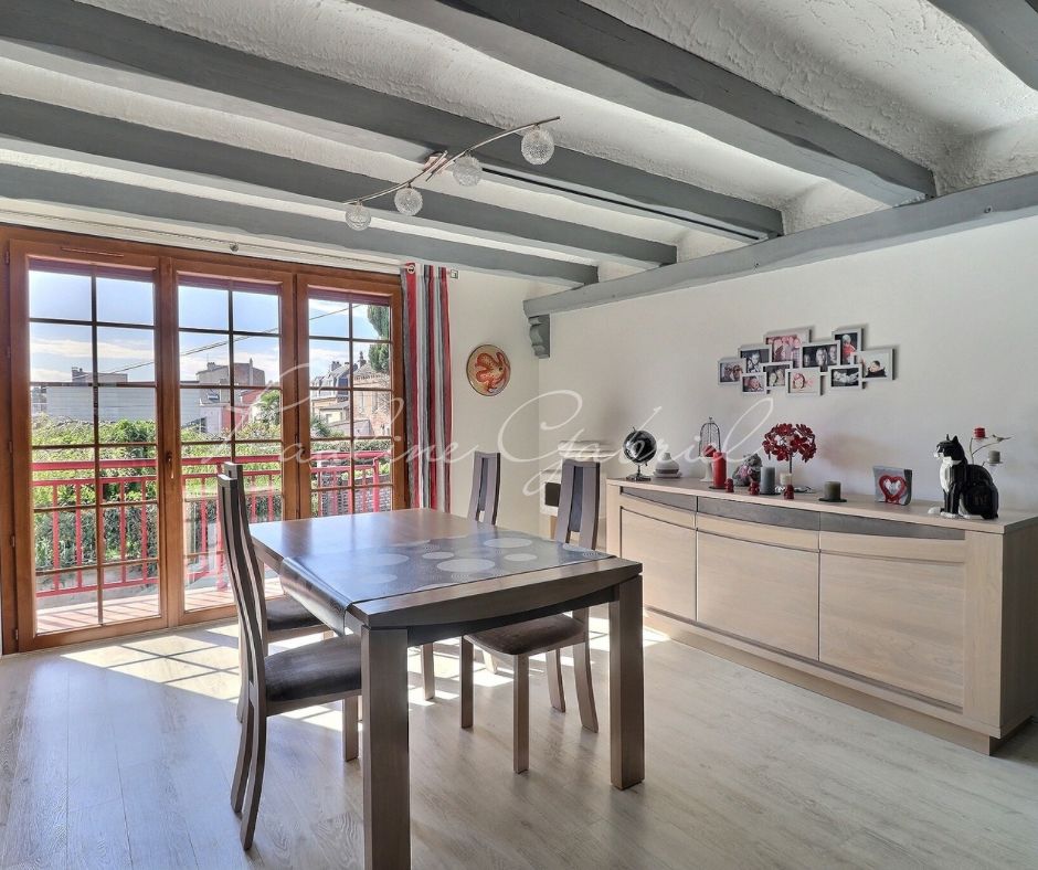 LE HAVRE Appartement Duplex, grand séjour et cuisine indépendante, 3 chambres, garage, buanderie 1