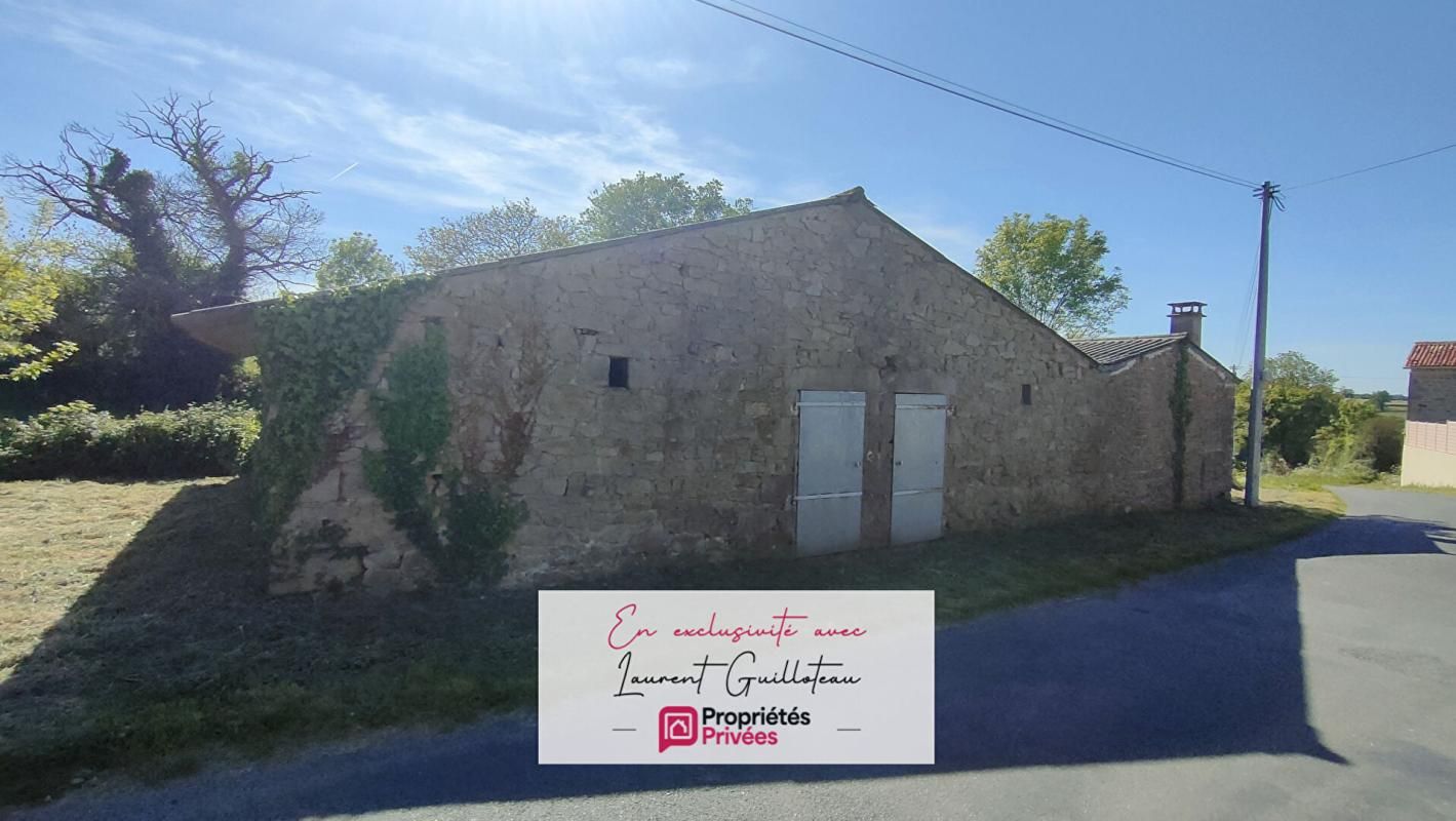 LA VERRIE Grange La Verrie 120 m2 1