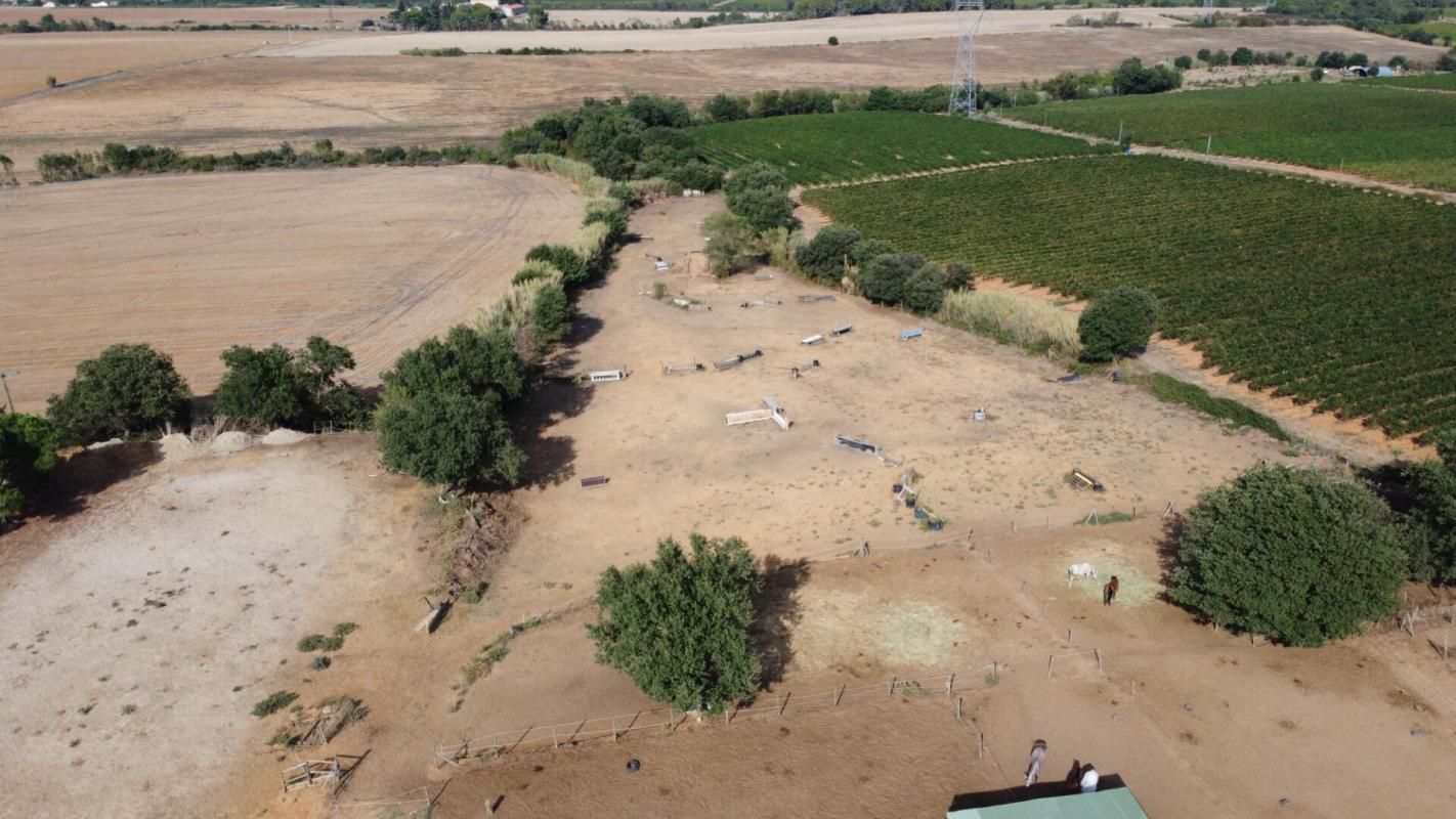 SERVIAN Propriété équestre avec gites et habitations - Servian - 815 000 euros 4