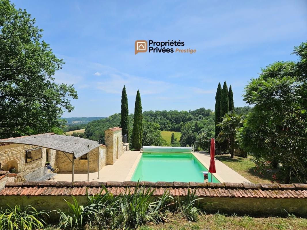 BEAUVILLE DOMAINE D'EXCEPTION XIXème BEAUVILLE (330 m² - 14 hectares) 1