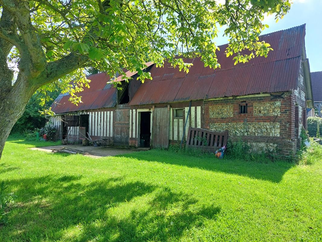 LA FRENAYE Ancien corps de ferme avec dépendances 1.3 Hectare 3