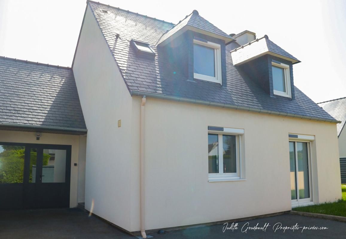 PLOUMAGOAR Maison contemporaine Ploumagoar 133m2 3