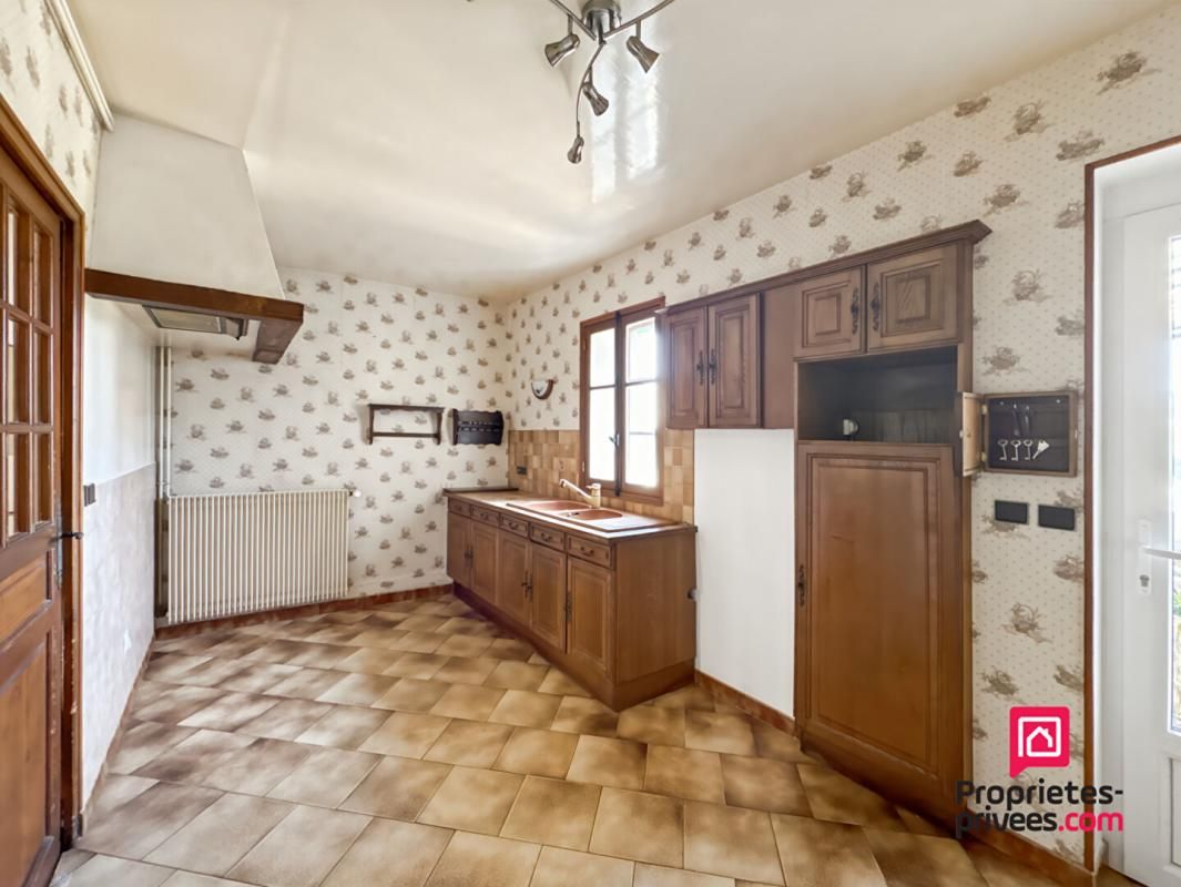 PRECY-SOUS-THIL Maison Dompierre en Morvan 2 chambres avec terrain et dépendance 3