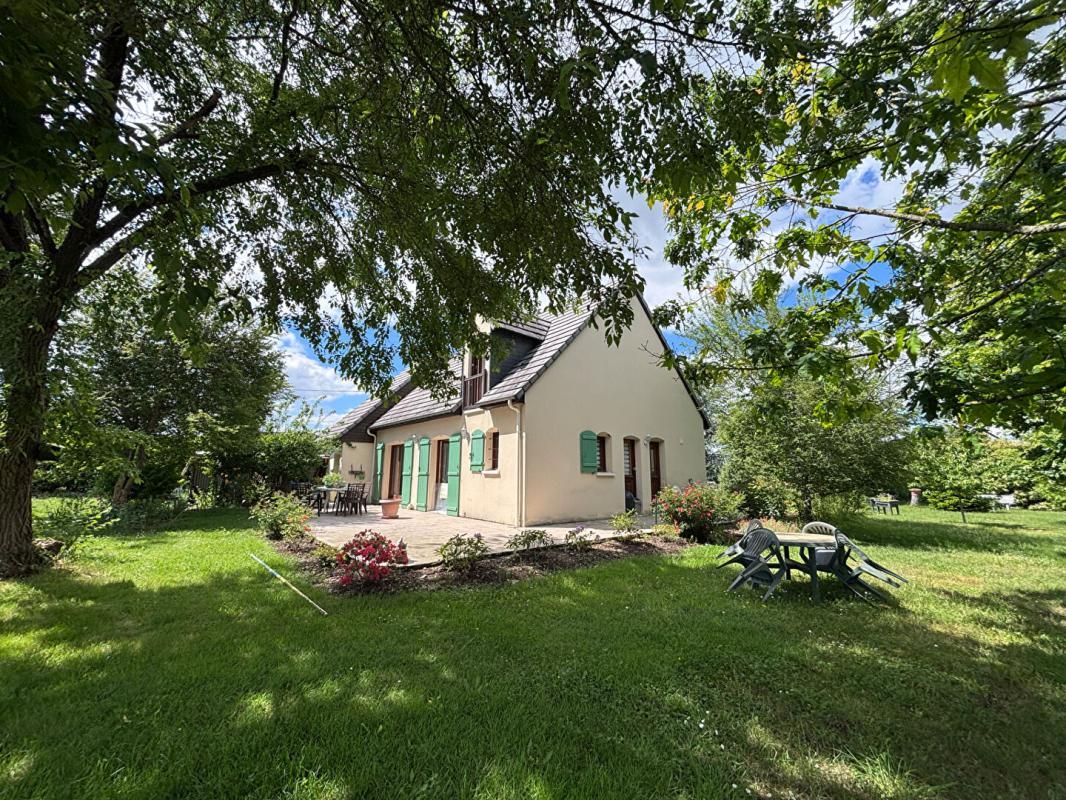 MONTOIRE-SUR-LE-LOIR Maison Montoire Sur Le Loir 5 pièce(s) 93 m2 2