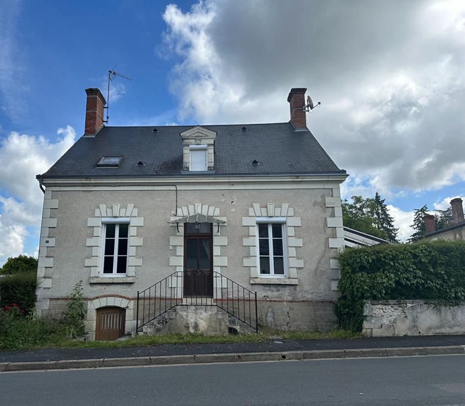VICQ-SUR-NAHON Maison de bourg de 123 m² à Vicq sur Nahon (36600) 1