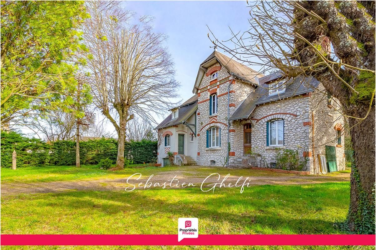 ROMORANTIN-LANTHENAY belle maison bourgeoise avec parc arboré d'environ 3600 m² 2