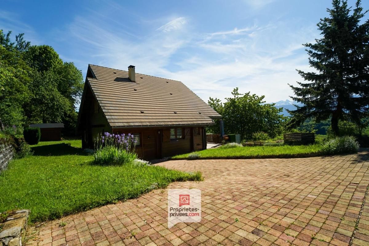 SAINT-HILAIRE Plateau des Petites Roches (38660) - Chalet T6 en madriers + studio + carport + jardin 3