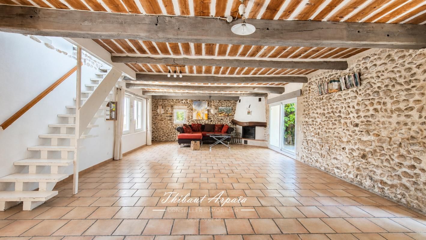 ORAISON Charme et authenticité aux portes d'Oraison - Maison 4 pièce(s) 160 m2 avec jardin 3