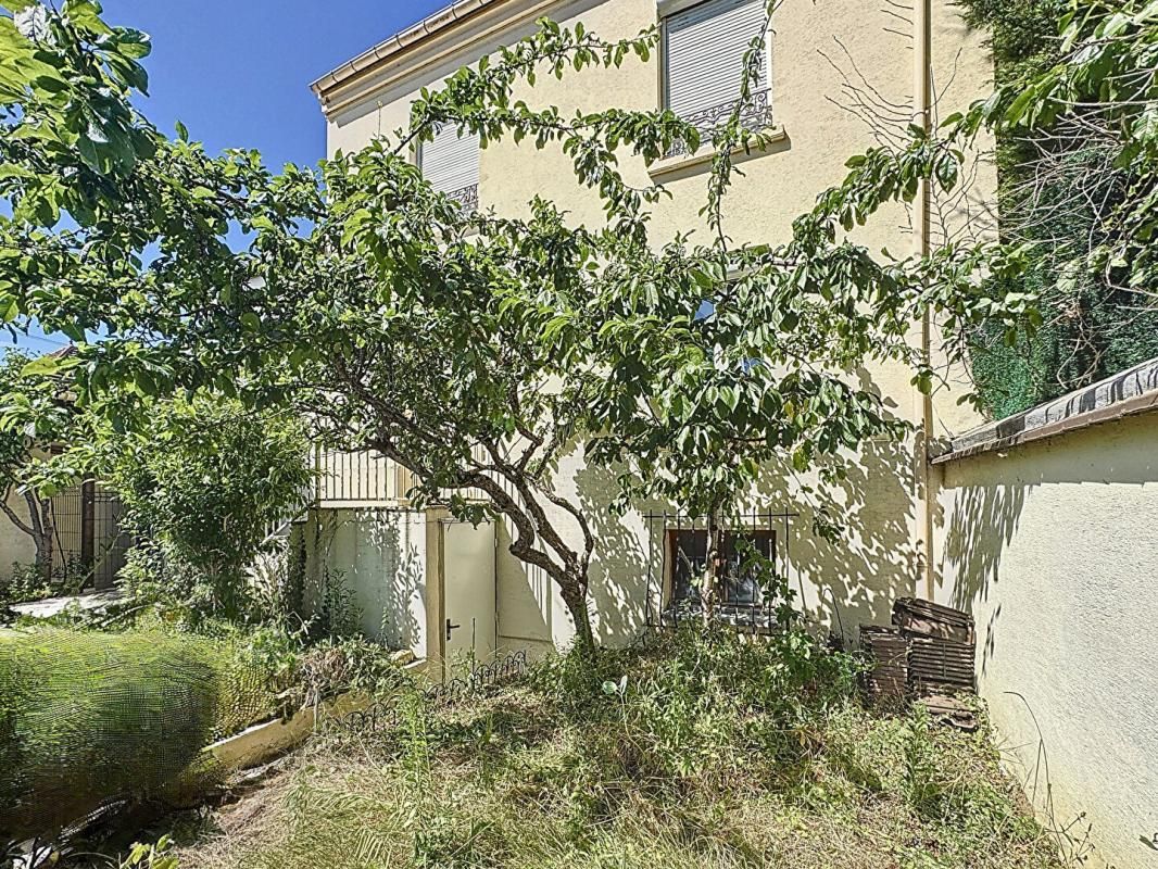 CHAMPLAN Maison familiale 6 chambres ? Volumes exceptionnels, DPE C et garage XXL de 40 m2 2