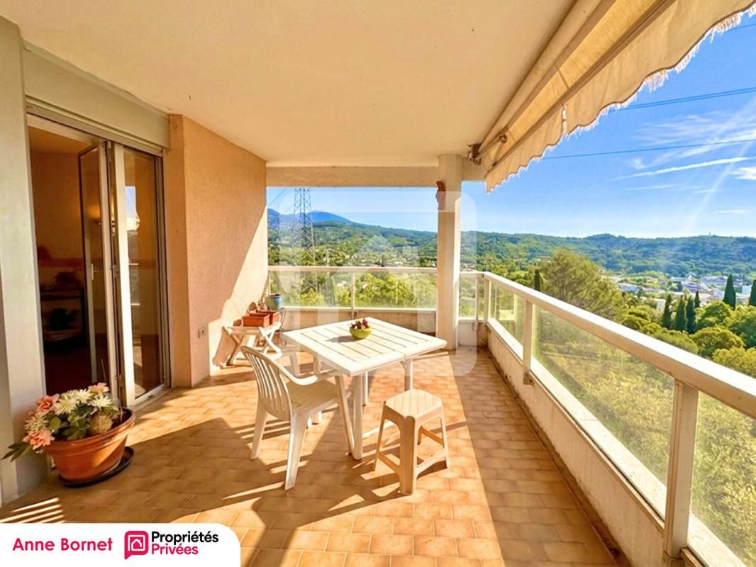 GRASSE Appartement 4 pièces 106 m2, terrasse, balcon, garage fermé, cave 1