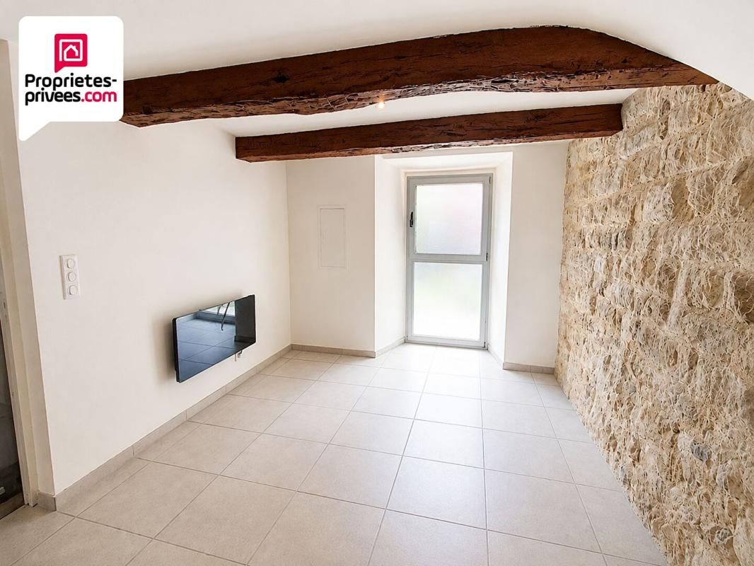 SAINT-CEZAIRE-SUR-SIAGNE Appartement REZ DE CHAUSSEE 3 pièces d'environ 50 m2 au coeur du village 2
