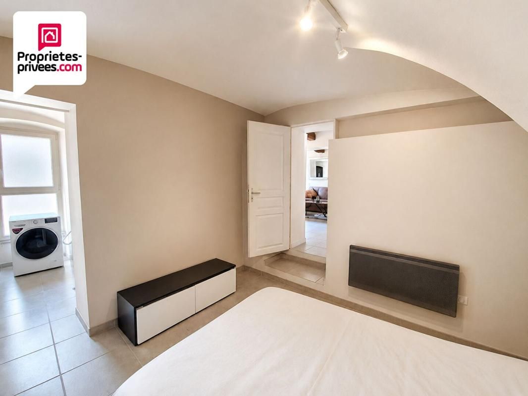 SAINT-CEZAIRE-SUR-SIAGNE Appartement REZ DE CHAUSSEE 3 pièces d'environ 50 m2 au coeur du village 3