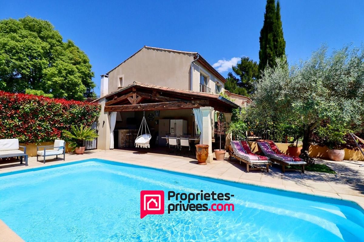 Uzès, 10 km, Villa avec piscine