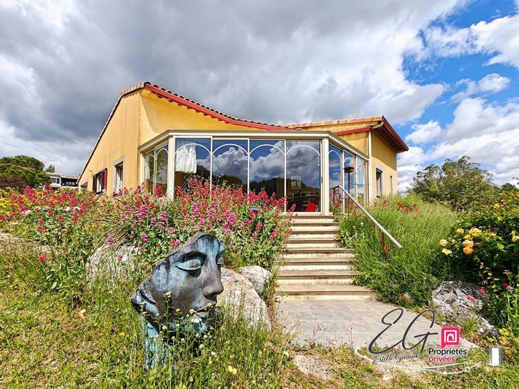 VILLARDONNEL VILLARDONNEL : Villa avec vue panoramique sur les Pyrénées 1