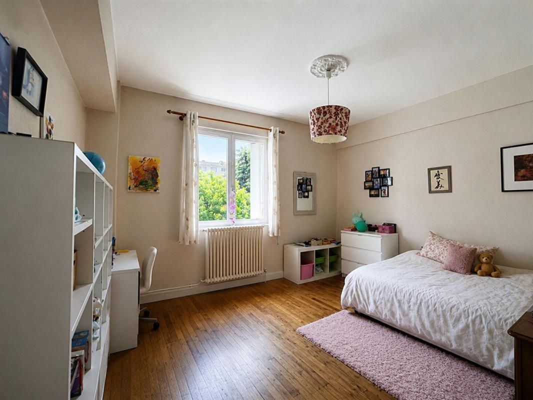 PERIGUEUX A vendre, appartement de type 5 dans l'hyper-centre de Périgueux 24000 4