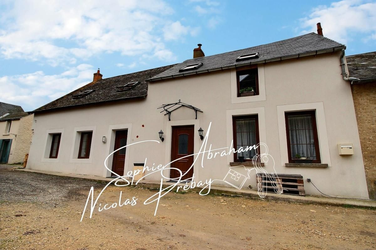 Ensemble de 2 habitations de type F3 avec terrasse et cour. Sans travaux !