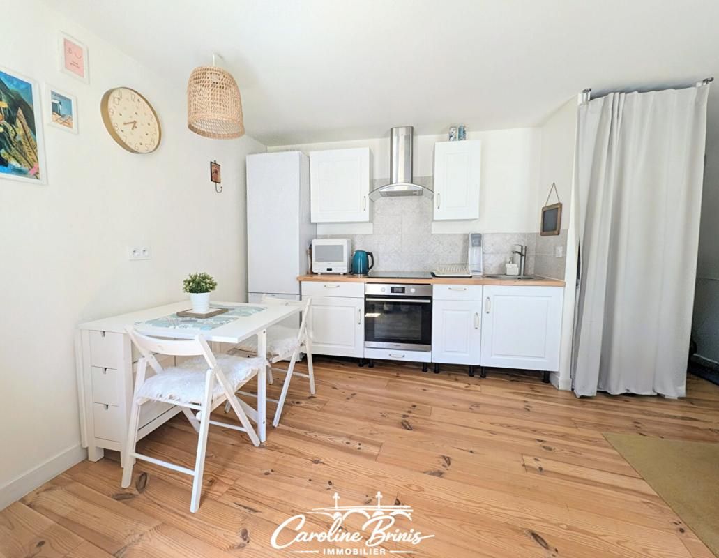 BORDEAUX Appartement 2 pièce(s) 34 m2 4