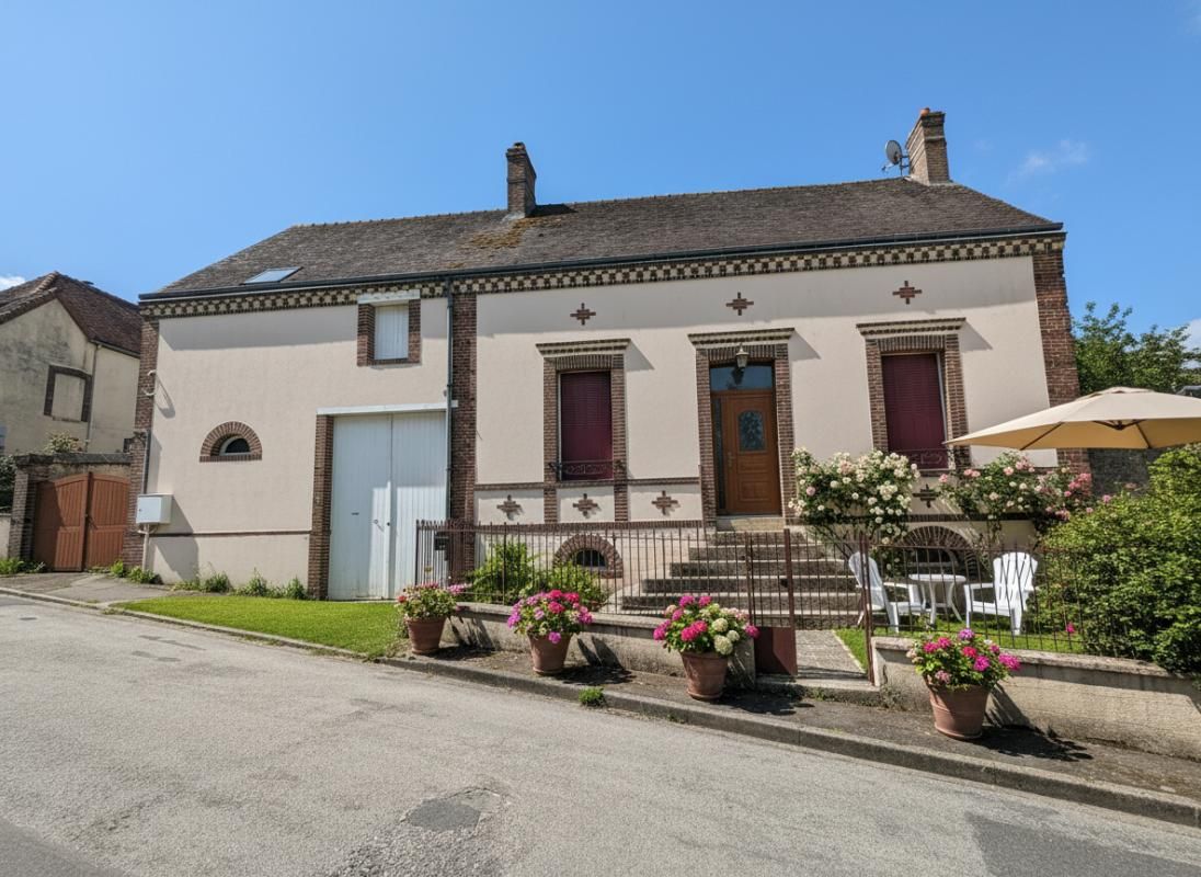 BRETONCELLES Maison bourgeoise 170m2 5 chambres Terrain 2 217m2 1