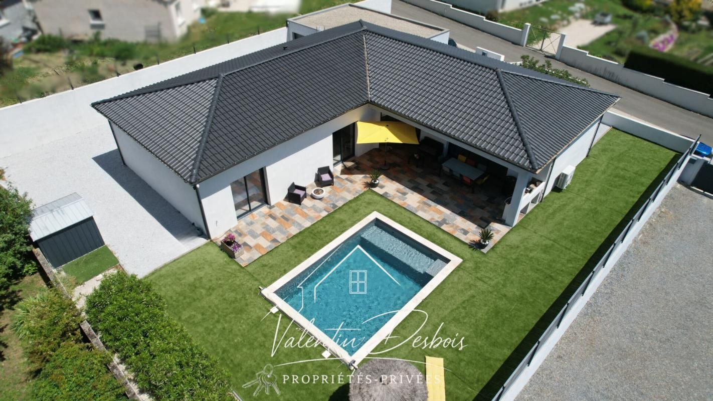 VILLARDONNEL Villa contemporaine 2020 - 170 m² habitables - Piscine chauffée - Double garage 1