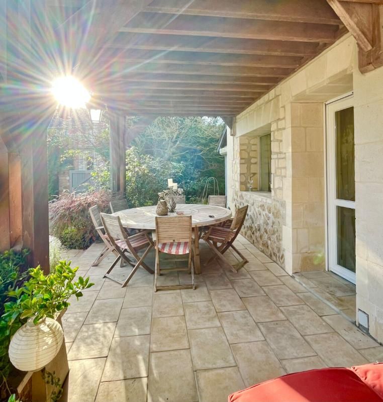 ATTICHY Belle propriété de 260m² 2