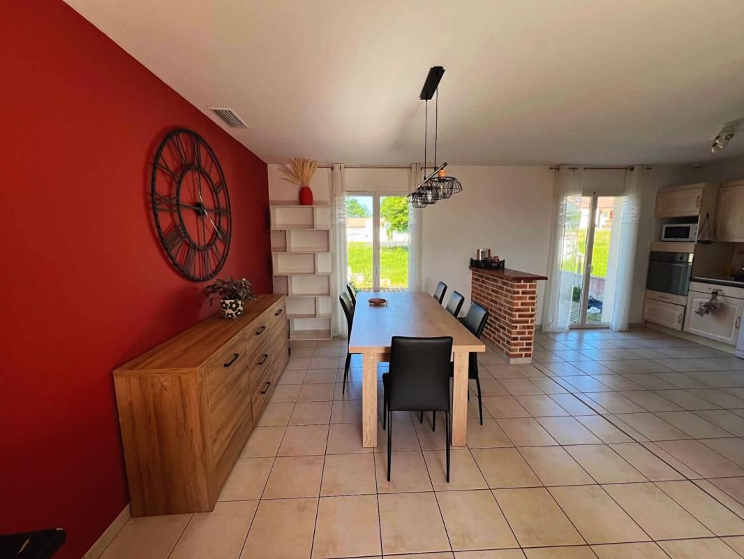 LADIGNAC-LE-LONG Maison Ladignac Le Long 4 pièce(s) 85 m2 3