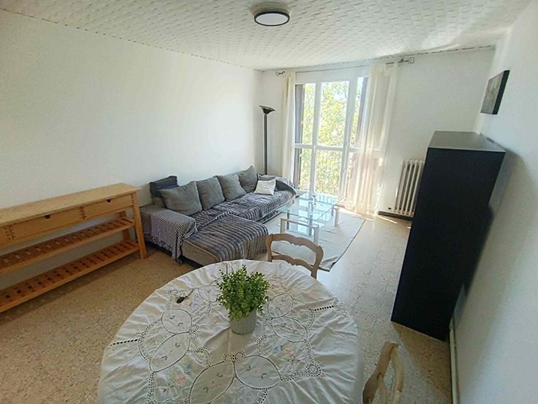 MARTIGUES Appartement Martigues 3 pièce(s) 65 m2 ET Balcons 4