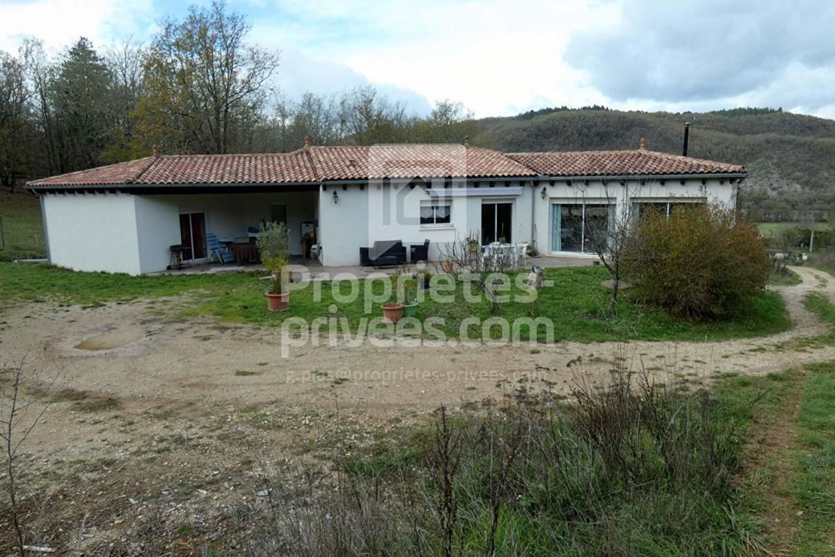 CALAMANE Maison  5 pièce(s) 170 m2 4