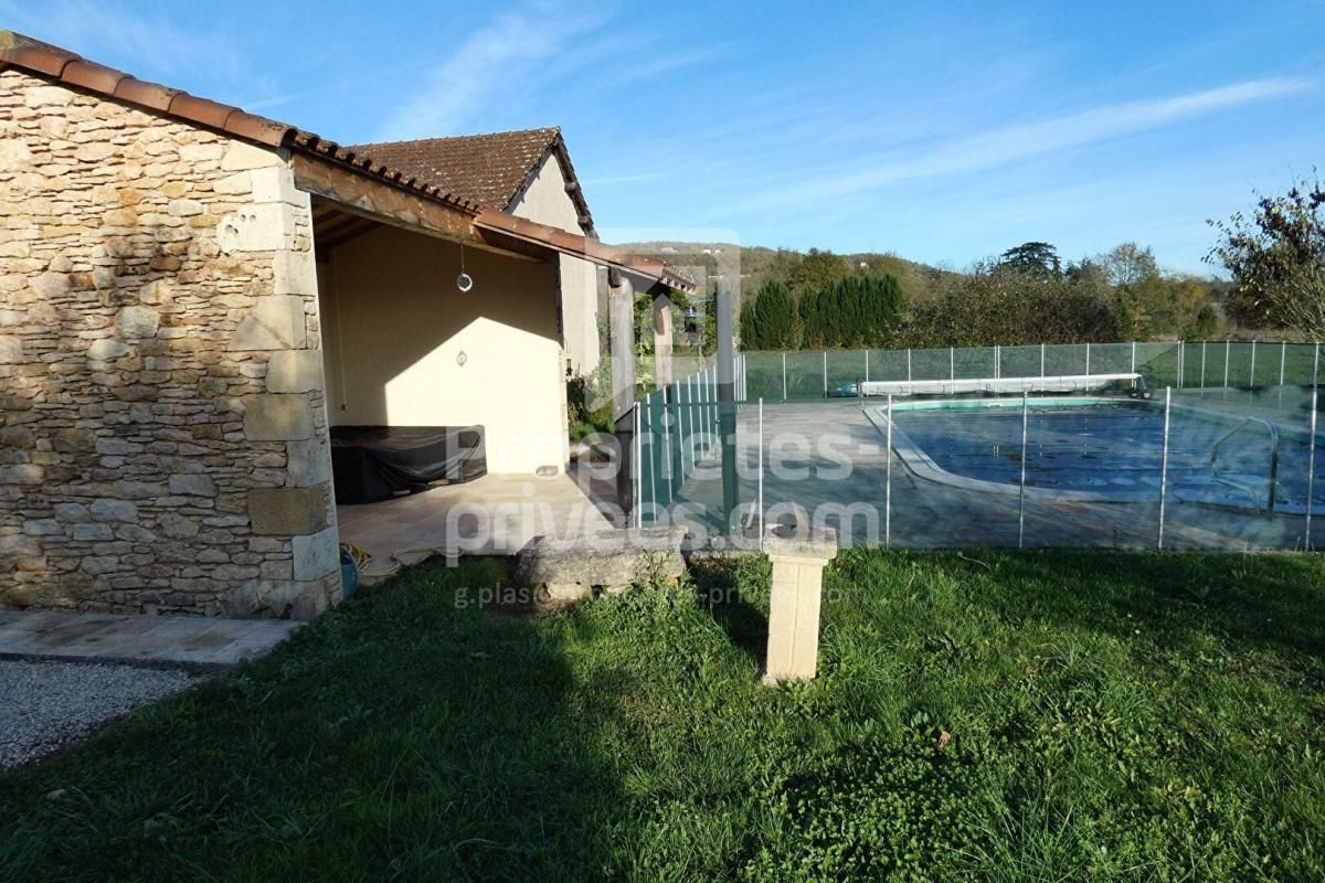 DURAVEL Propriété d'Exception en Pierre avec Piscine et 5 ha, Duravel (46700) 3