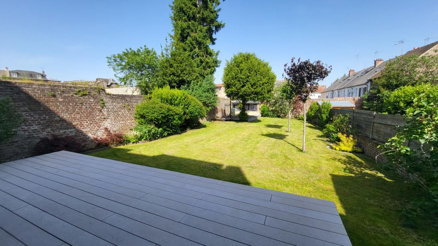 SAINT-QUENTIN Maison de caractère, quartier Remicourt, jardin, grand garage 3