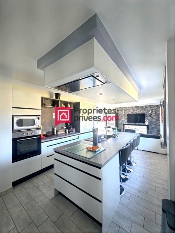 ALLONNE Maison Allonne 6 pièce(s) 147 m2 4