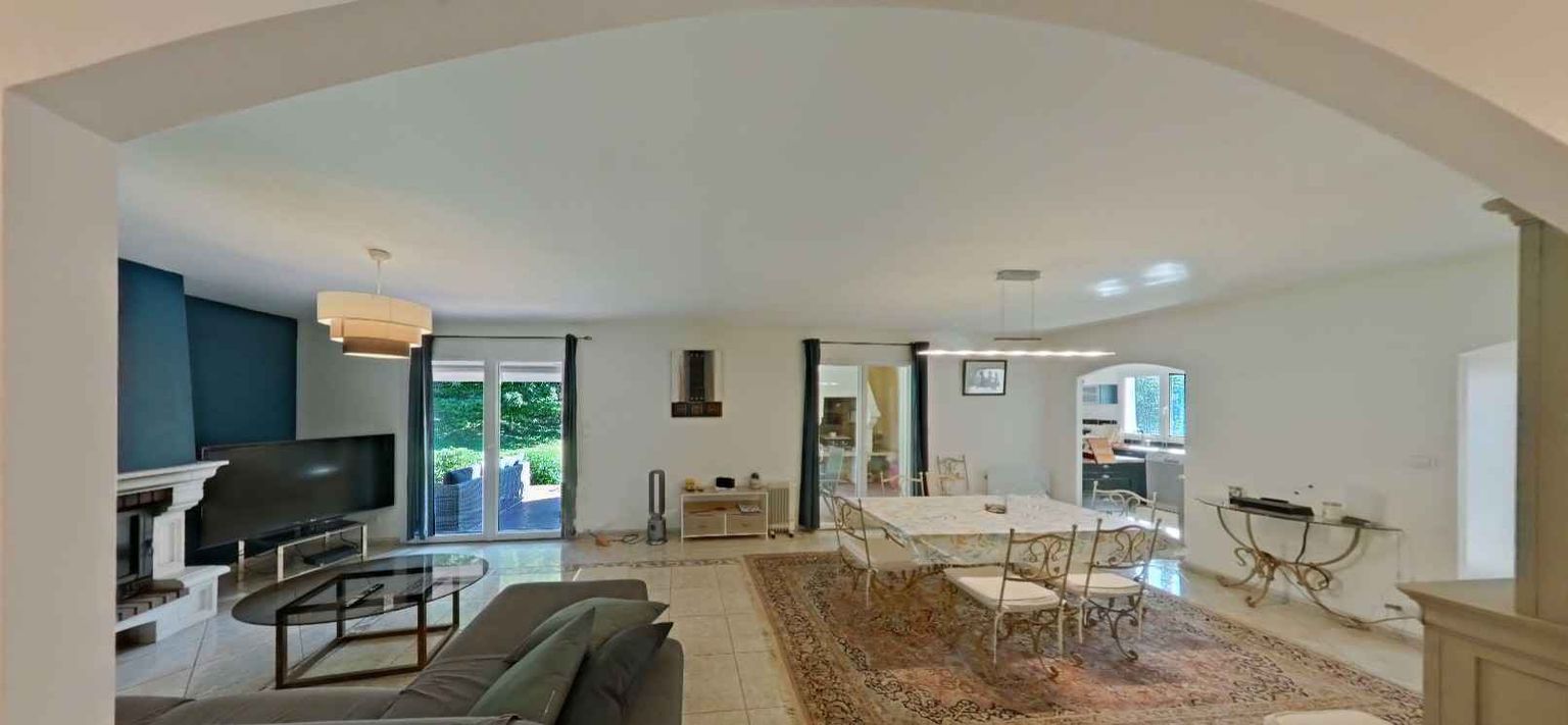 CUXAC-CABARDES Villa Cuxac Cabardes 7 pièce(s) 160 m2 3