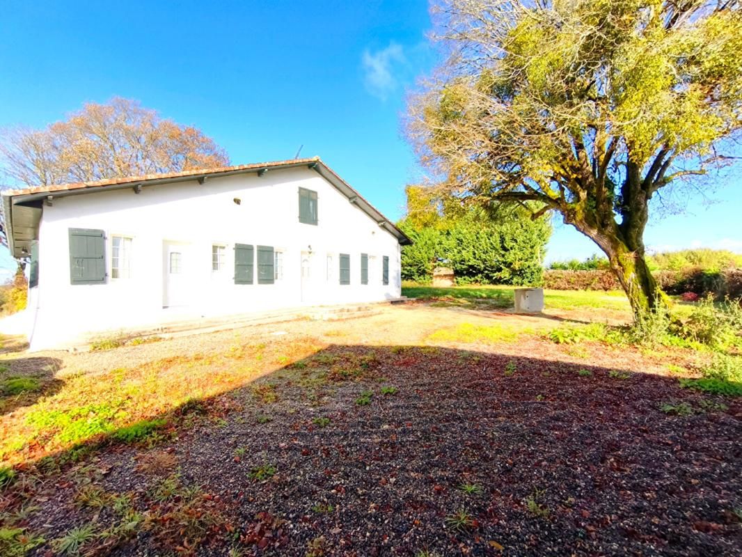 POYARTIN Maison Poyartin 4 pièce(s) 154 m2 2