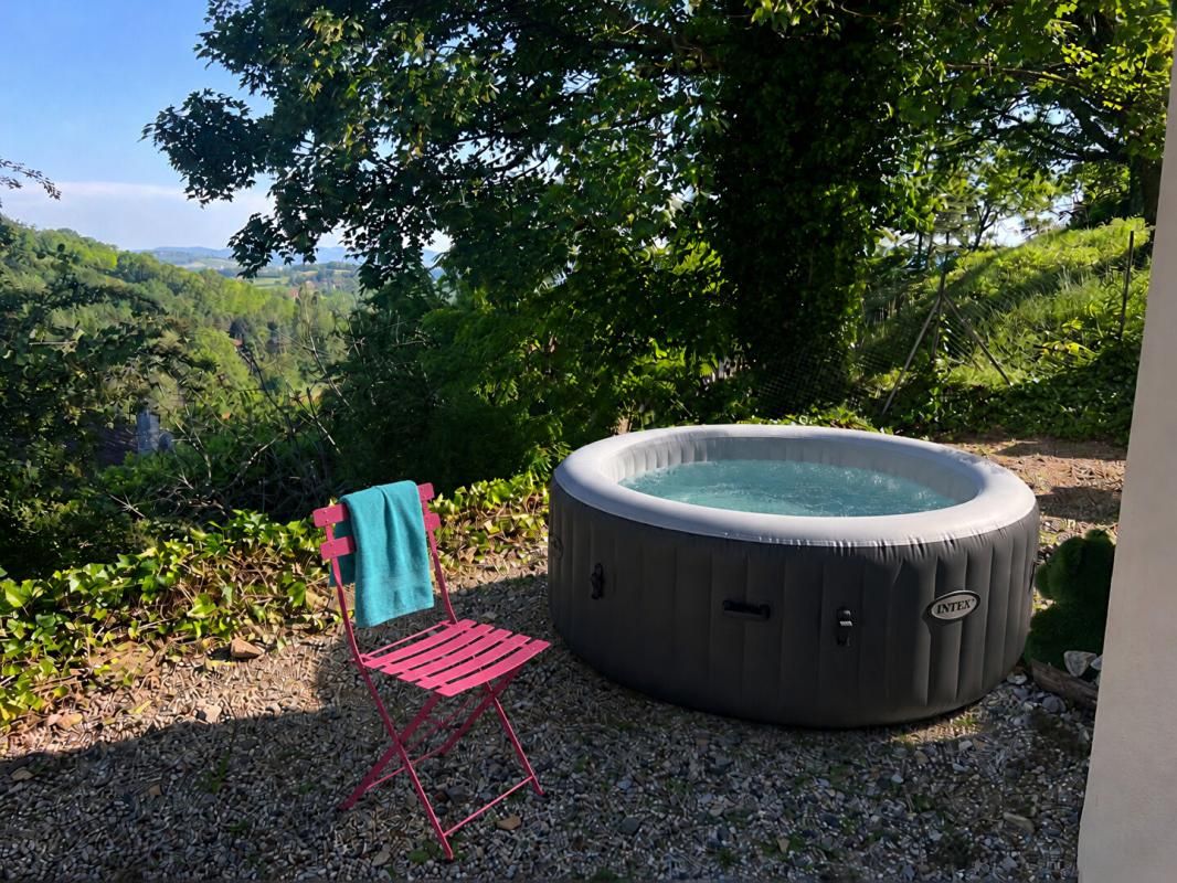 LE BOIS-D'OINGT LE BOIS D'OINGT. Villa d'architecte 6 pièces 175 m2 sur terrain de 1214m2 2