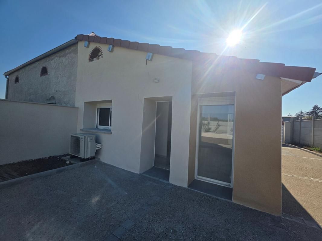 SAINT-REMY-EN-ROLLAT Maison Saint Remy En Rollat 4 pièce(s) 73 m2 1