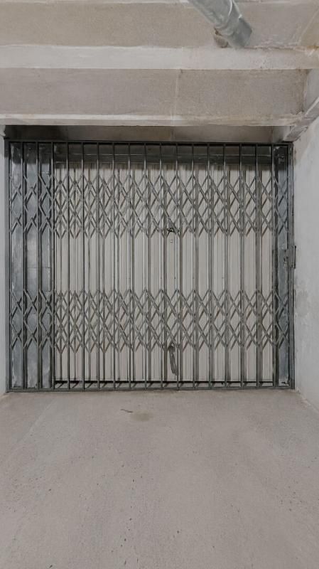 CANNES BOX 13 M2 - POINTE DE LA CROISETTE - QUARTIER PALM BEACH 2