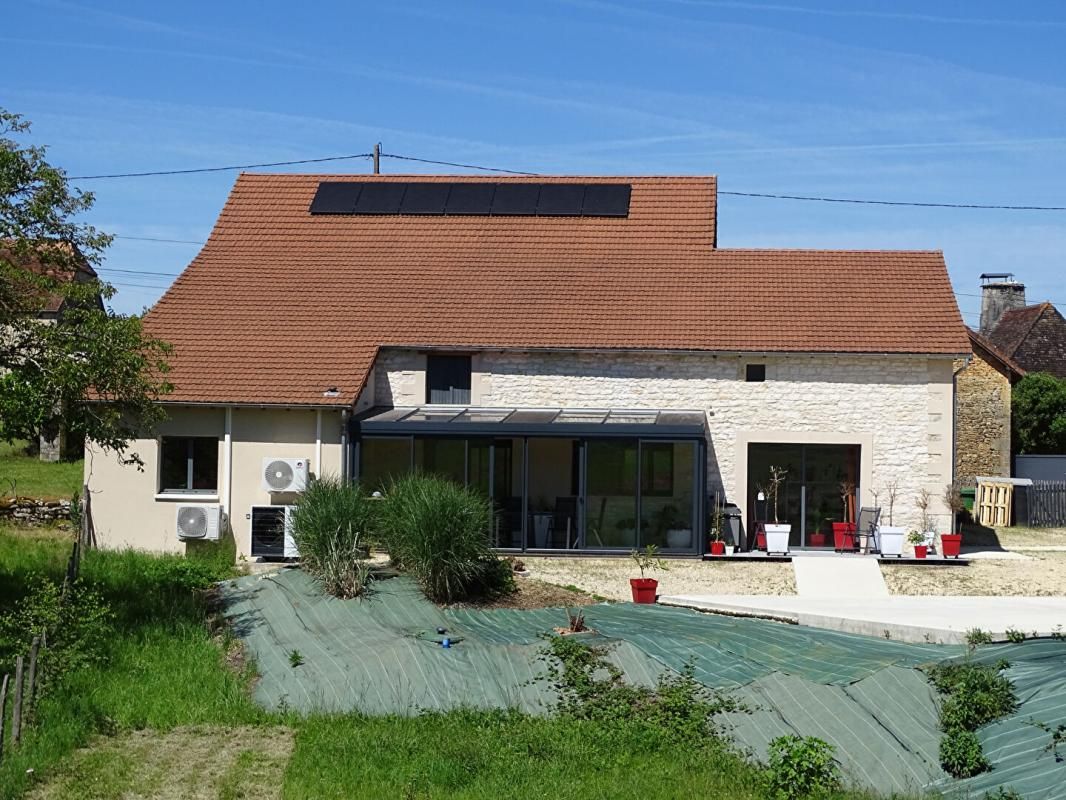 SAINTE-ORSE Maison Sainte Orse 4 pièce(s) 135 m2 1